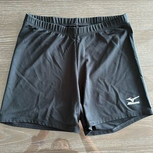 Mizuno Performance workout Shorts size medium